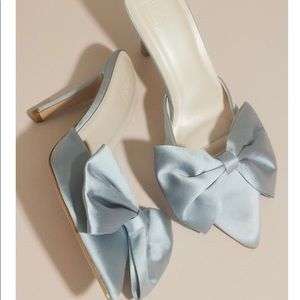 *Brand New * Big bow satin mules